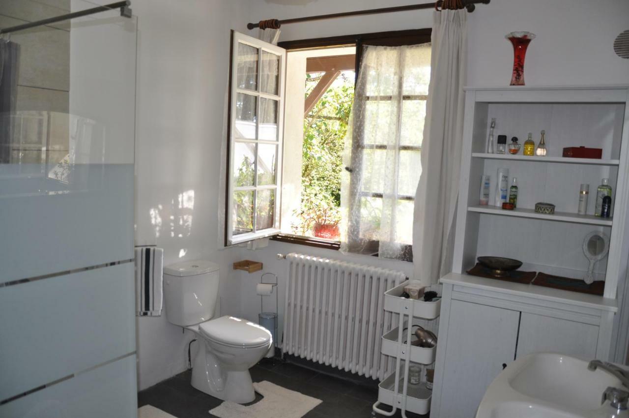 Chez Cyril Et VI Apartment Saint-Regle Ngoại thất bức ảnh
